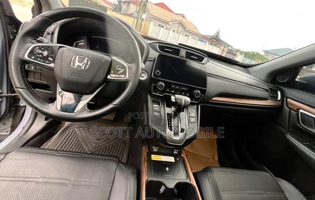 Honda CR-V Touring 2022 Blue