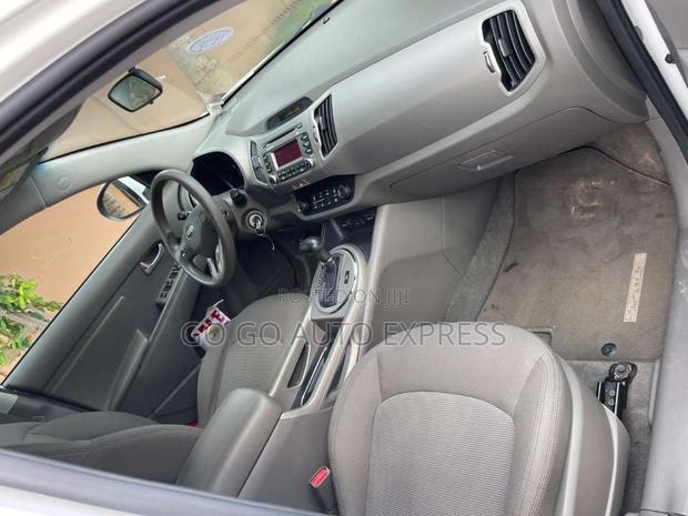 Kia Sportage LX 4dr SUV (2.4L 4cyl 6A) 2015 White