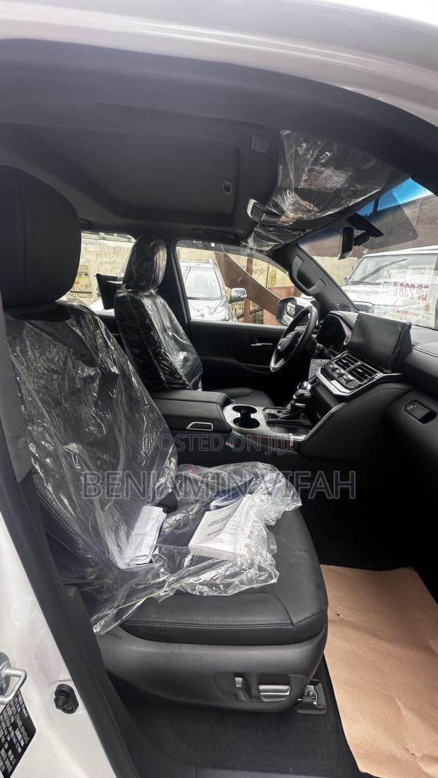 New Toyota Land Cruiser 2024 White