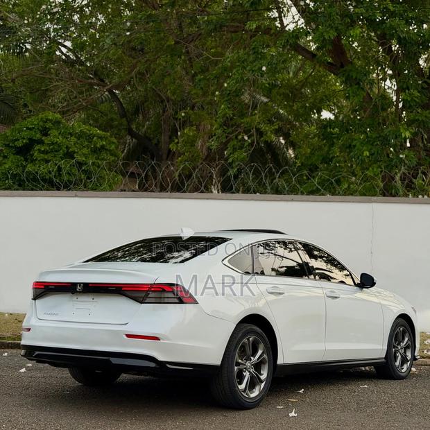 Honda Accord EX CVT 2023 White