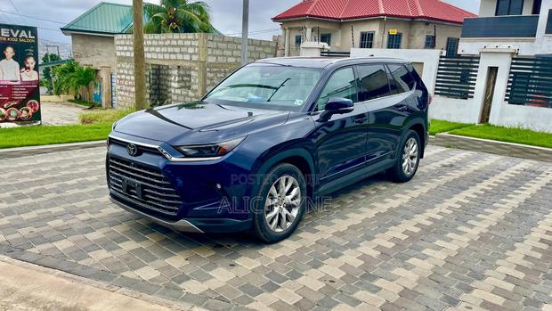 Toyota Grand Highlander Limited AWD 2024 Blue