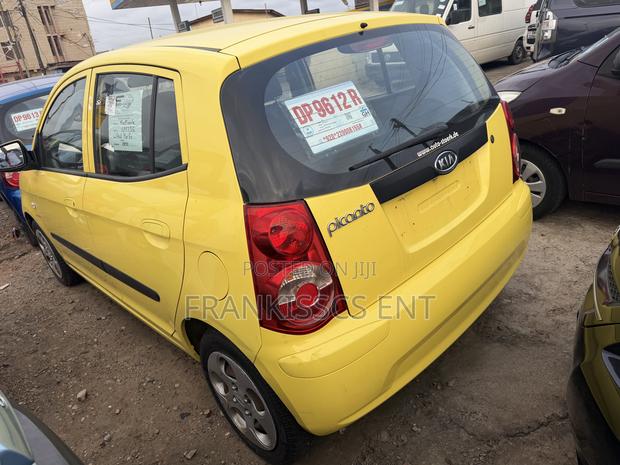 Kia Morning 2010 Yellow