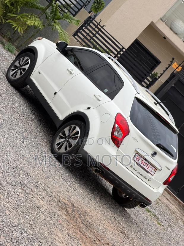 SsangYong Korando 2016 White
