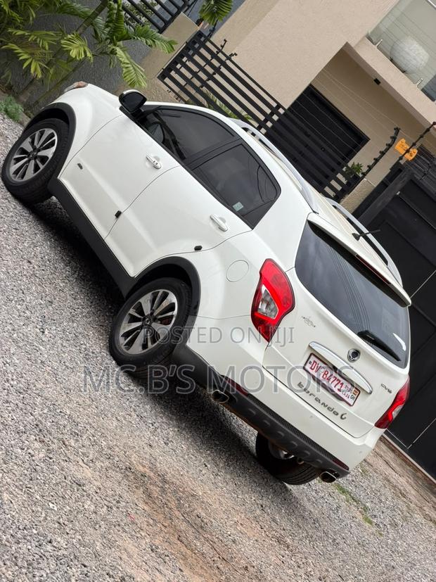 SsangYong Korando 2016 White