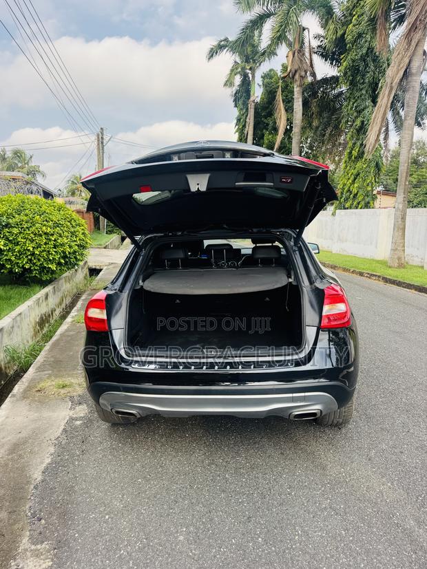Mercedes-Benz GLA 250 2016 Black
