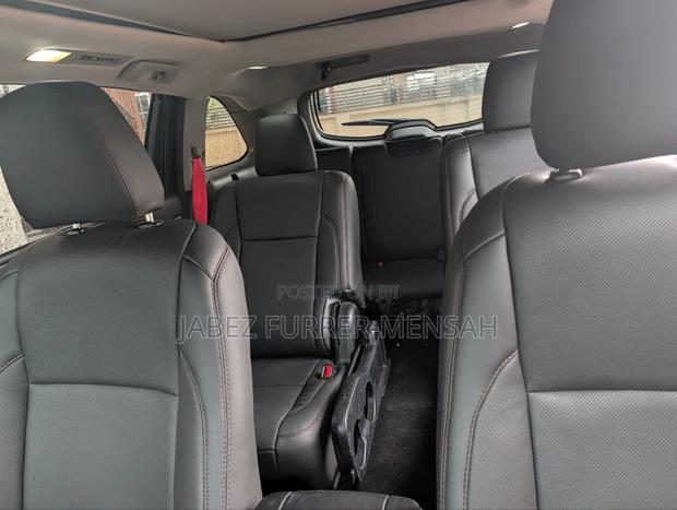 Toyota Highlander 2015 Beige