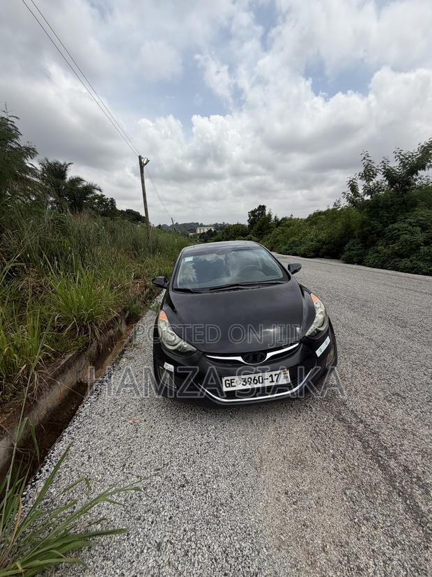 Hyundai Elantra Limited 4dr Sedan (1.8L 4cyl 6A) 2015 Black