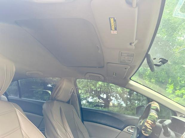 Honda Civic EX 4dr Sedan (1.8L 4cyl CVT) 2014 Silver