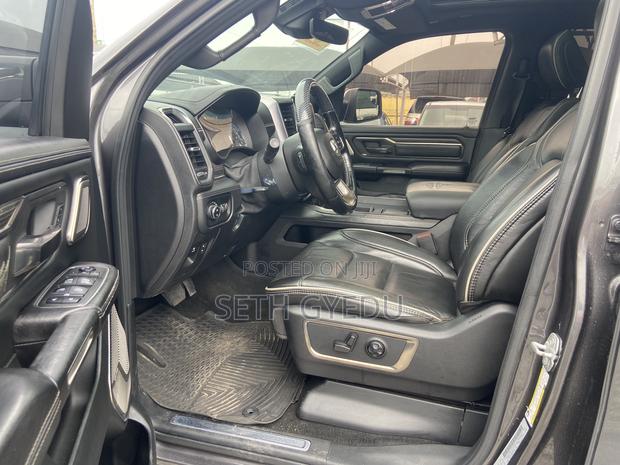 Dodge RAM 2019 Gray