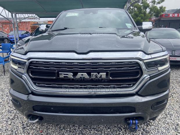 Dodge RAM 2019 Gray