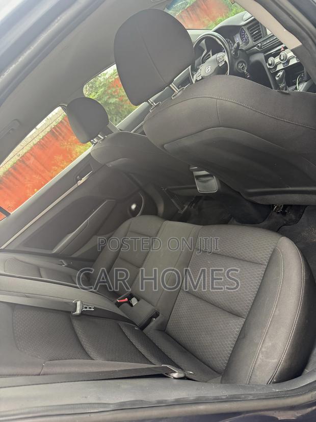 Hyundai Elantra SEL 2020 Blue