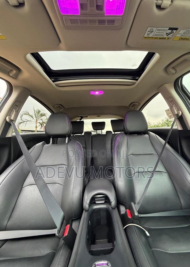 Honda HR-V Touring AWD 2020 White