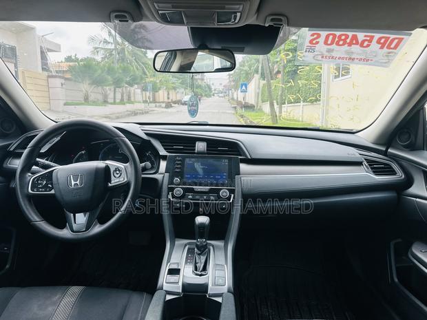 Honda Civic EX Sedan 2019 Black