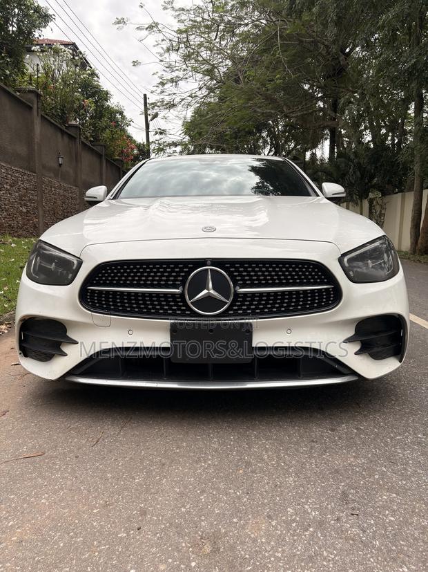 Mercedes-Benz E350 2021 White