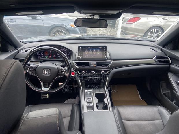 Honda CR-V 2021 Black
