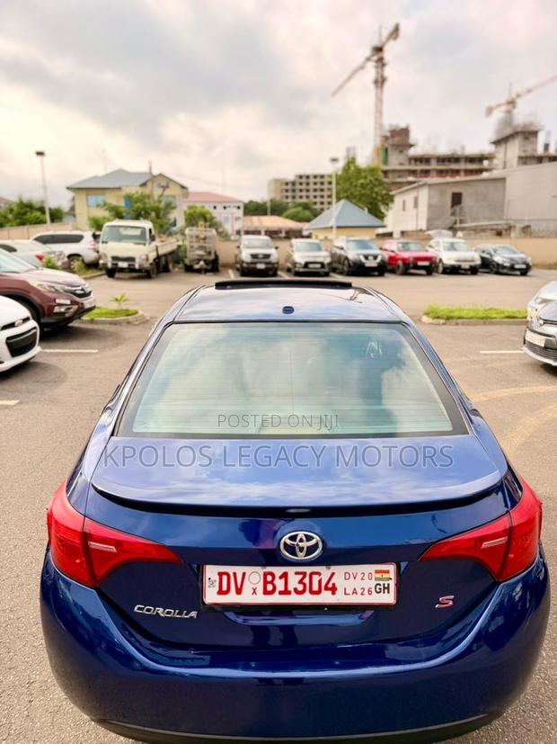 Toyota Corolla S 4dr Sedan (1.8L 4cyl CVT) 2015 Blue