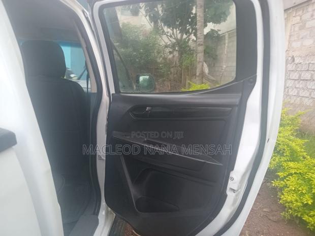 Isuzu D-MAX 2016 White