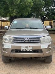 Toyota Fortuner 3.0 D RWD 2009 Gold for sale