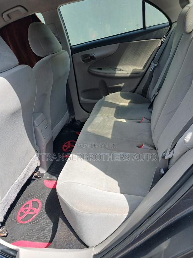 Toyota Toyoace 2012 Gray