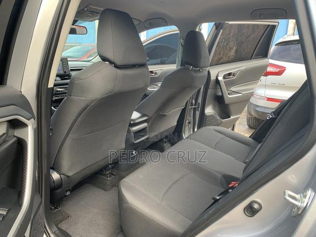 Toyota RAV4 2019 Gray