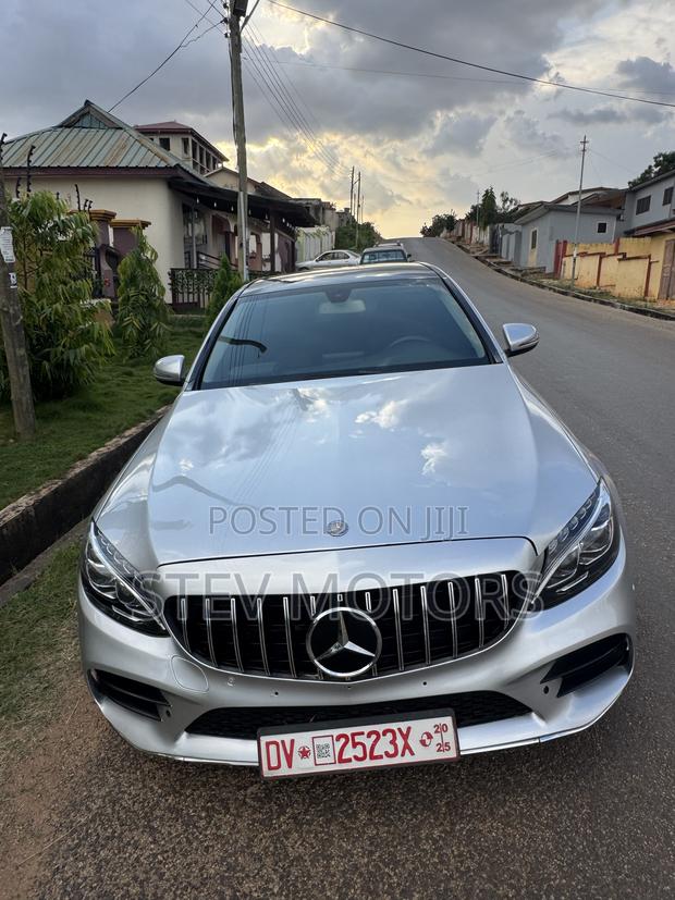 Mercedes-Benz C300 Base 4Matic Sedan AWD (2.0L 4cyl 7A) 2017 Silver
