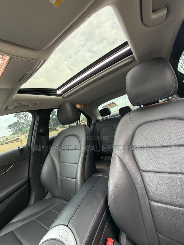Mercedes-Benz C300 2020 Silver