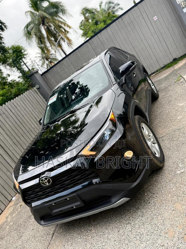 Toyota RAV4 2024 Black
