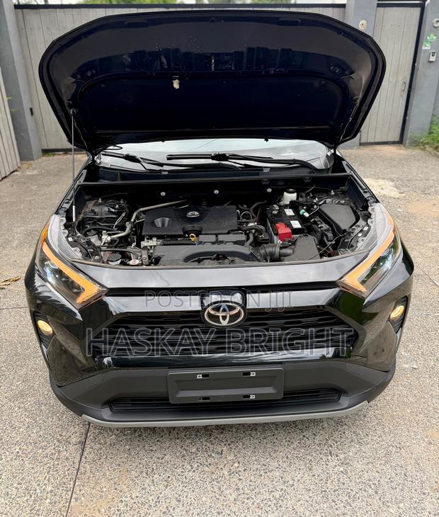 Toyota RAV4 2024 Black