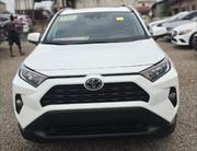 Toyota RAV4 XLE 2022 Off white for sale