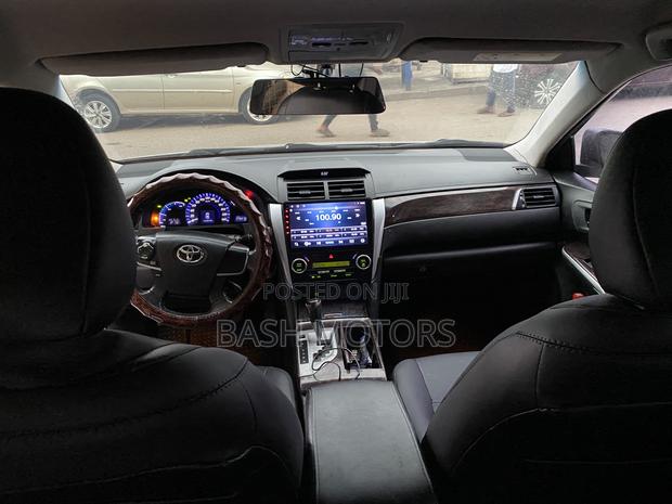 Toyota Camry Hybrid 2023 Silver