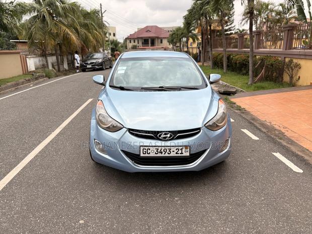 Hyundai Elantra GLS Sedan FWD (1.8L 4cyl 6A) 2013 Blue