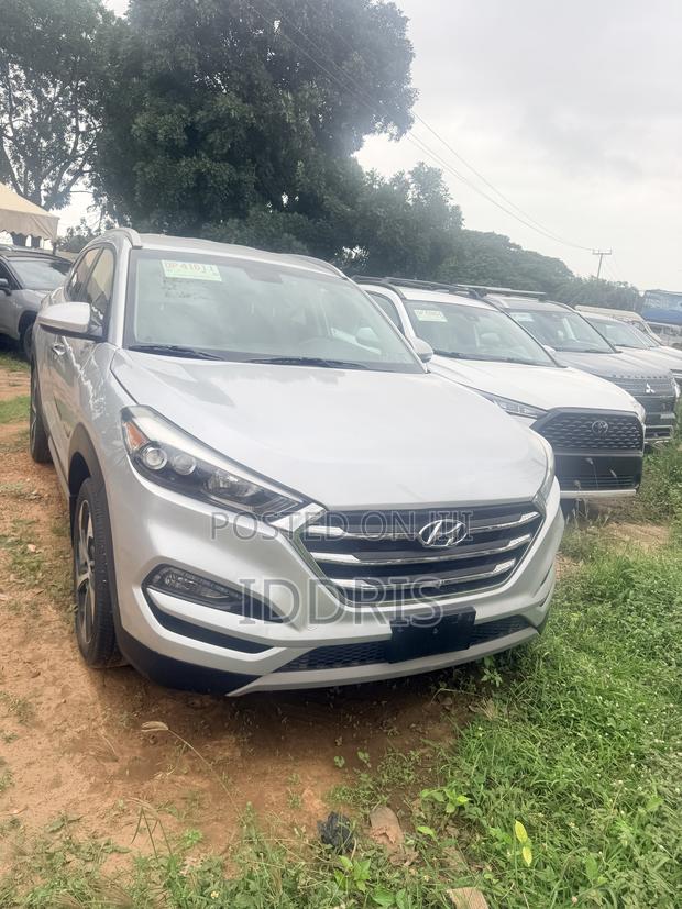 Hyundai Tucson Limited AWD 2018 Silver