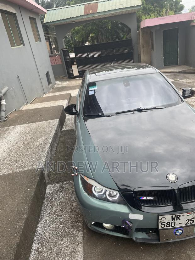 BMW 330i 2009