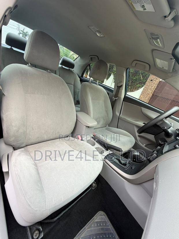 Toyota Corolla 2013 Blue