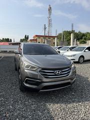 Hyundai Santa Fe 2018 Gray for sale