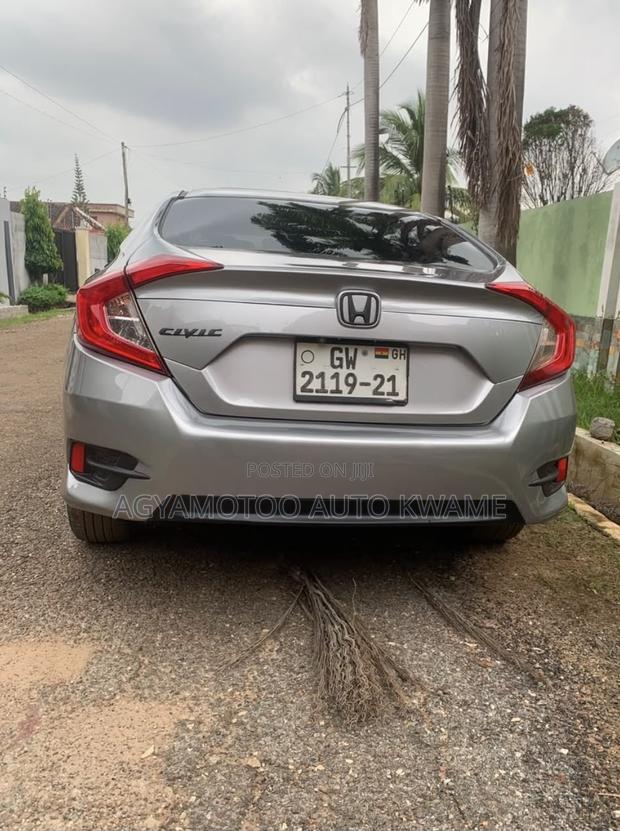 Honda Civic EX-L 4dr Sedan (1.5L 4cyl) 2016 Silver