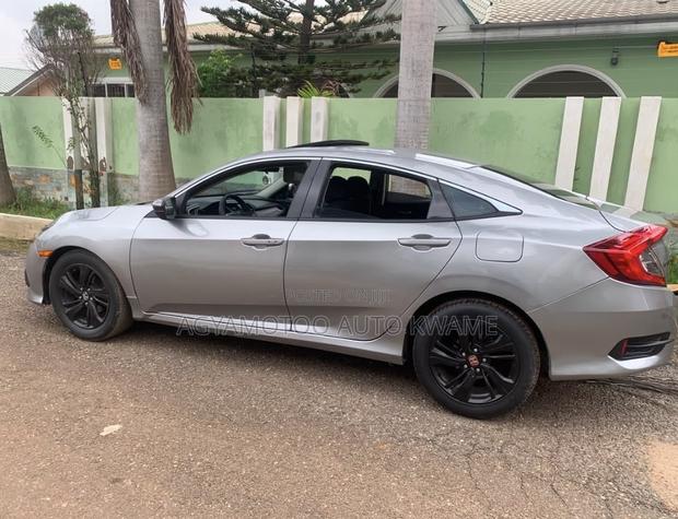 Honda Civic EX-L 4dr Sedan (1.5L 4cyl) 2016 Silver