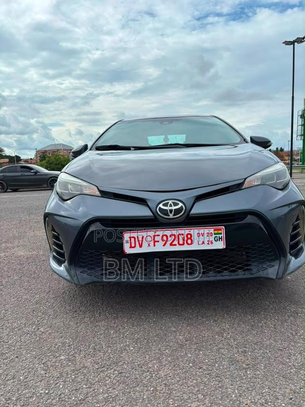 Toyota Corolla 2017 Silver