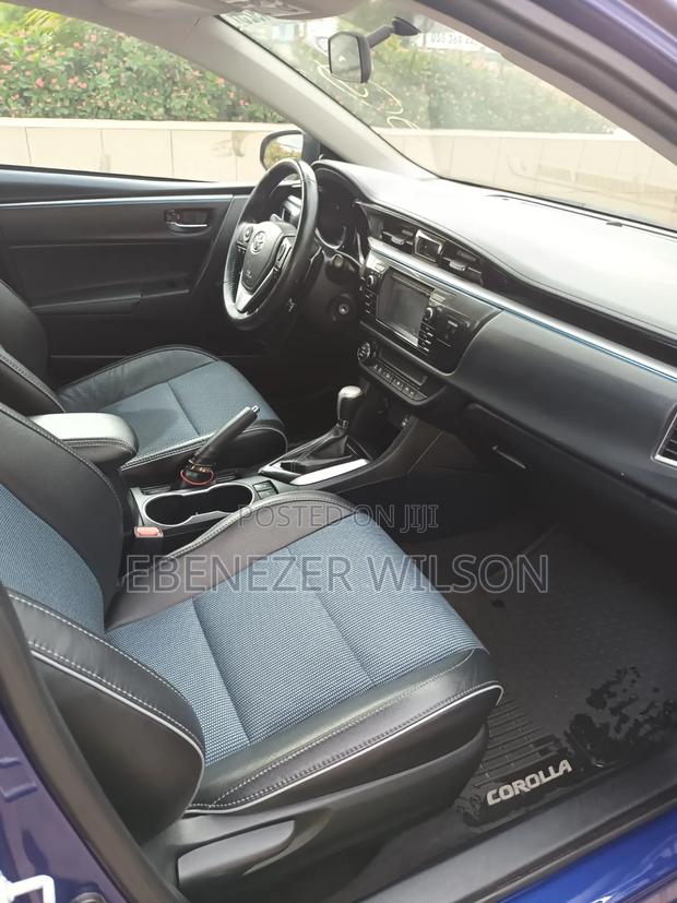 Toyota Corolla 2016 Blue