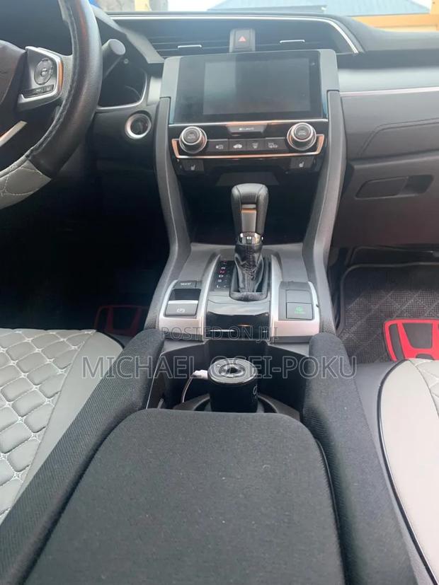 Honda Civic Touring Sedan 2019 Gray