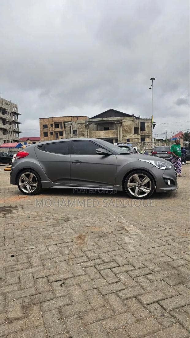 Hyundai Veloster 2015 Beige
