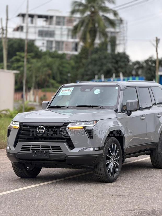Lexus GX 550 Overtrail 2024 Gray
