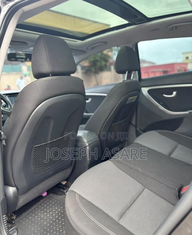 Hyundai Elantra 2016 Black