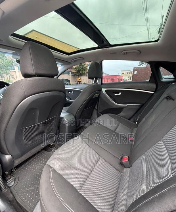 Hyundai Elantra 2016 Black