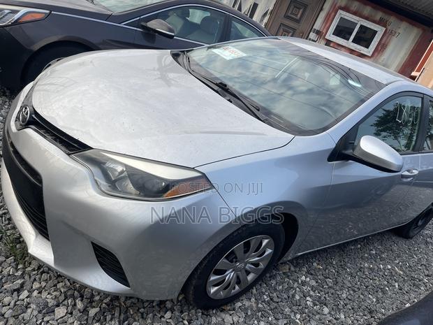 Toyota Corolla LE 4dr Sedan (1.8L 4cyl CVT) 2016 Silver