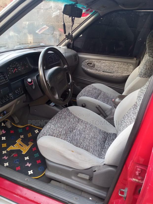 Kia Sportage 2006 Red