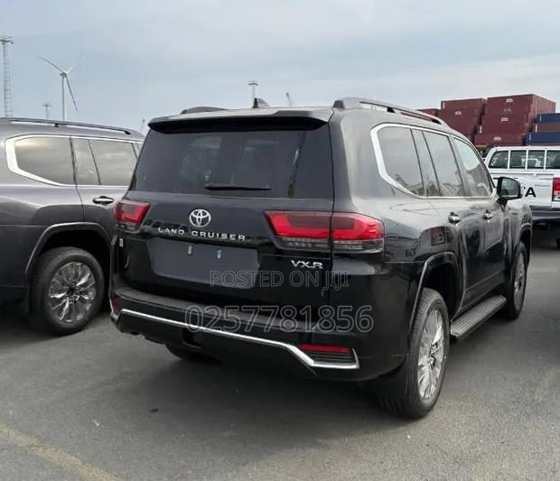 New Toyota Land Cruiser 2025 Black