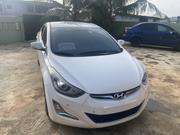 Hyundai Avante 2015 White for sale