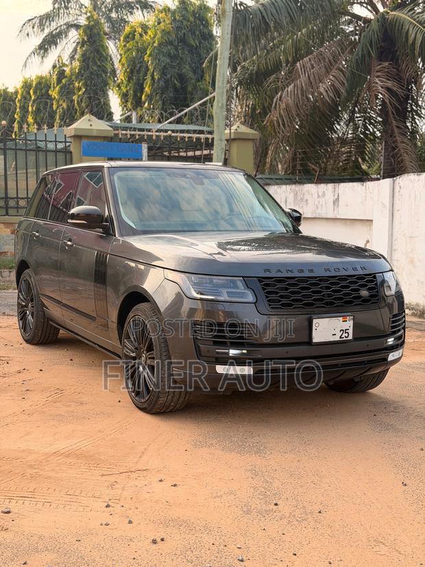 Land Rover Range Rover Vogue 2019 Gray