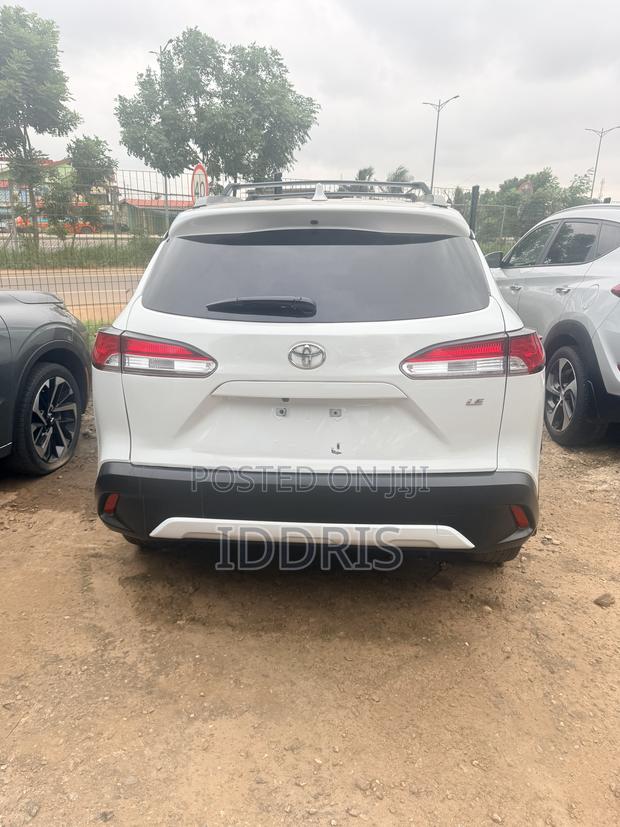 Toyota Corolla Cross 2.0 Petrol AWD 2022 White